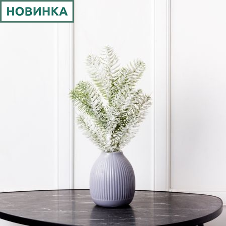 736/9271-02/1Р Ветка новогодняя еловая заснеженная, h52см (ширина 24-26см)