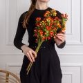 7143А/0599-4/2(F)(Sale) Ветка искусственная с ягодами и листочками h60см, оранжевые