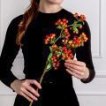 7143А/0599-4/2(F)(Sale) Ветка искусственная с ягодами и листочками h60см, оранжевые