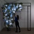 ДЛ188/СВ03х/шар(Пр)(Fix)(F)Декор вход.группы h290см н/прутьях, прист.с гирляндой "Роса",бело-синий