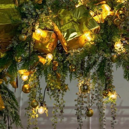 ДЛ189/СВ04(Пр)(Fix)(F)Декор вход.группы h210см н/прутьях, прист.с ретро-гирляндой,золото ДЛ189/СВ04(Пр)(Fix)(F)Декор вход.группы h210см н/прутьях, прист.с ретро-гирляндой,золото