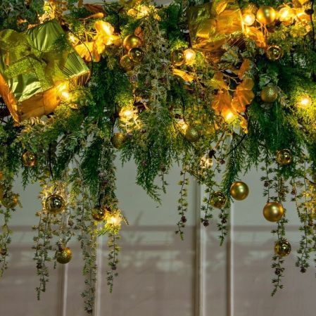 ДЛ189/СВ04(Пр)(Fix)(F)Декор вход.группы h210см н/прутьях, прист.с ретро-гирляндой,золото ДЛ189/СВ04(Пр)(Fix)(F)Декор вход.группы h210см н/прутьях, прист.с ретро-гирляндой,золото