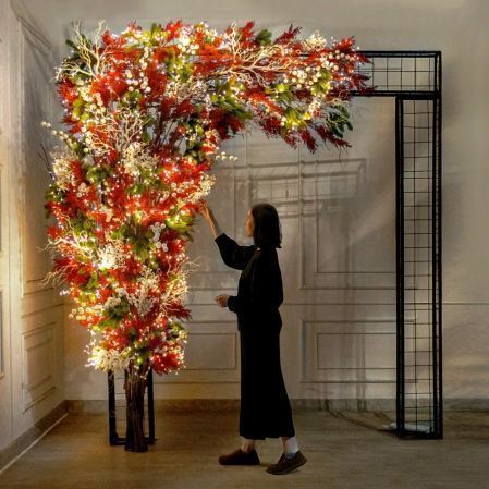 ДЛ180/СВ03т(Пр)(Fix)(F)Декор вход.группы h300см н/прутьях, прист.с гирляндой "Роса",красно-белый ДЛ180/СВ03т(Пр)(Fix)(F)Декор вход.группы h300см н/прутьях, прист.с гирляндой "Роса",красно-белый