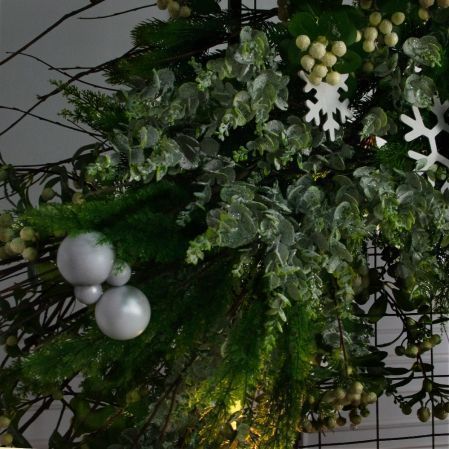 ДЛ191/СВ06(Пр)(Fix)(F)Декор вход.груп.h210см н/прутьях,прист.с гирляндой мет.дождь и белами шарами ДЛ191/СВ06(Пр)(Fix)(F)Декор вход.груп.h210см н/прутьях,прист.с гирляндой мет.дождь и белами шарами