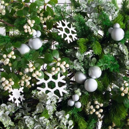 ДЛ191(Пр)(Fix)(F)Декор вход.группы h170см н/прутьях, прист.с белыми шарами ДЛ191(Пр)(Fix)(F)Декор вход.группы h170см н/прутьях, прист.с белыми шарами