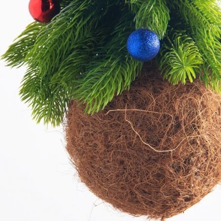 ККД15/289-1(Пр)(F) Кокедама искусственная Ёлочка большая d15см