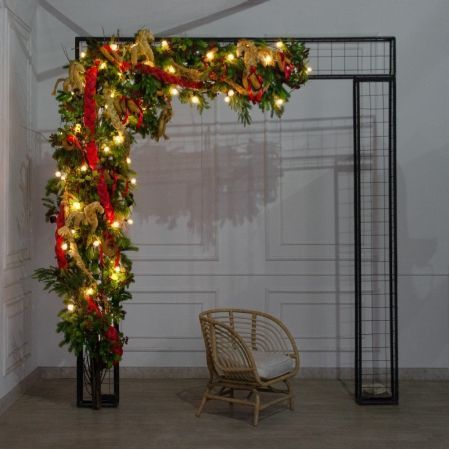 ДЛ193/СВ04(Пр)(Fix)(F)Декор вход.группы h280см н/прутьях,прист.с гирлянд.ретро в русском стиле