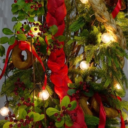 ДЛ193/СВ04(Пр)(Fix)(F)Декор вход.группы h280см н/прутьях,прист.с гирлянд.ретро в русском стиле