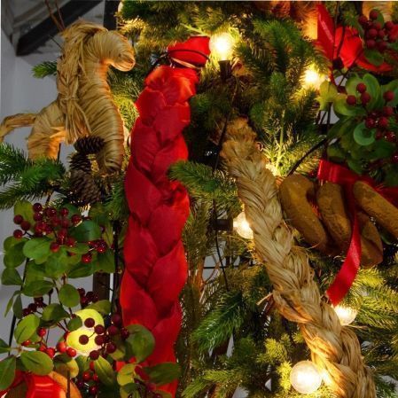 ДЛ193/СВ04(Пр)(Fix)(F)Декор вход.группы h280см н/прутьях,прист.с гирлянд.ретро в русском стиле