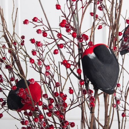 200/РН/647(Пр)(F) Дерево искусственное со снегирями h200см 200/РН/647(Пр)(F) Дерево искусственное со снегирями h200см