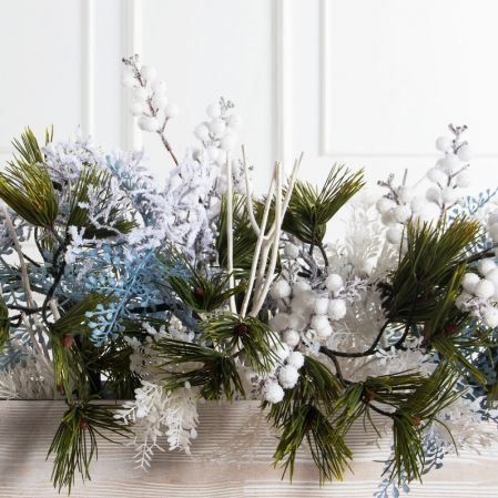 К566(Пр)(F) Композиция искусственная НГ на основании, бело-голубая