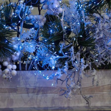 К566/СВ03с(Пр)(F) Композиция искусственная НГ с гирляндой Роса на основании, бело-голубая К566/СВ03с(Пр)(F) Композиция искусственная НГ с гирляндой Роса на основании, бело-голубая