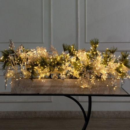 К566/СВ03т(Пр)(F) Композиция искусственная НГ с гирляндой Роса на основании, бело-голубая К566/СВ03т(Пр)(F) Композиция искусственная НГ с гирляндой Роса на основании, бело-голубая