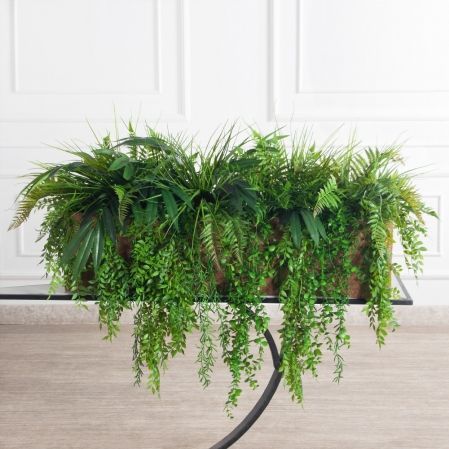 К417/12(з)(F) Композиция искусственная Зелень микс с ампельн. растениями в кокос. боксе 98х23х23см К417/12(з)(F) Композиция искусственная Зелень микс с ампельн. растениями в кокос. боксе 98х23х23см