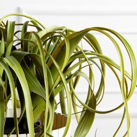 К571(з)(F) Композиция искусственная с тилландсией в кашпо К571(з)(F) Композиция искусственная с тилландсией в кашпо