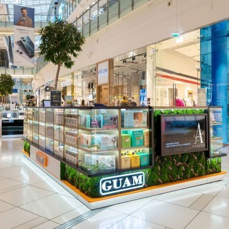 Остров в ТЦ Guam | Москва