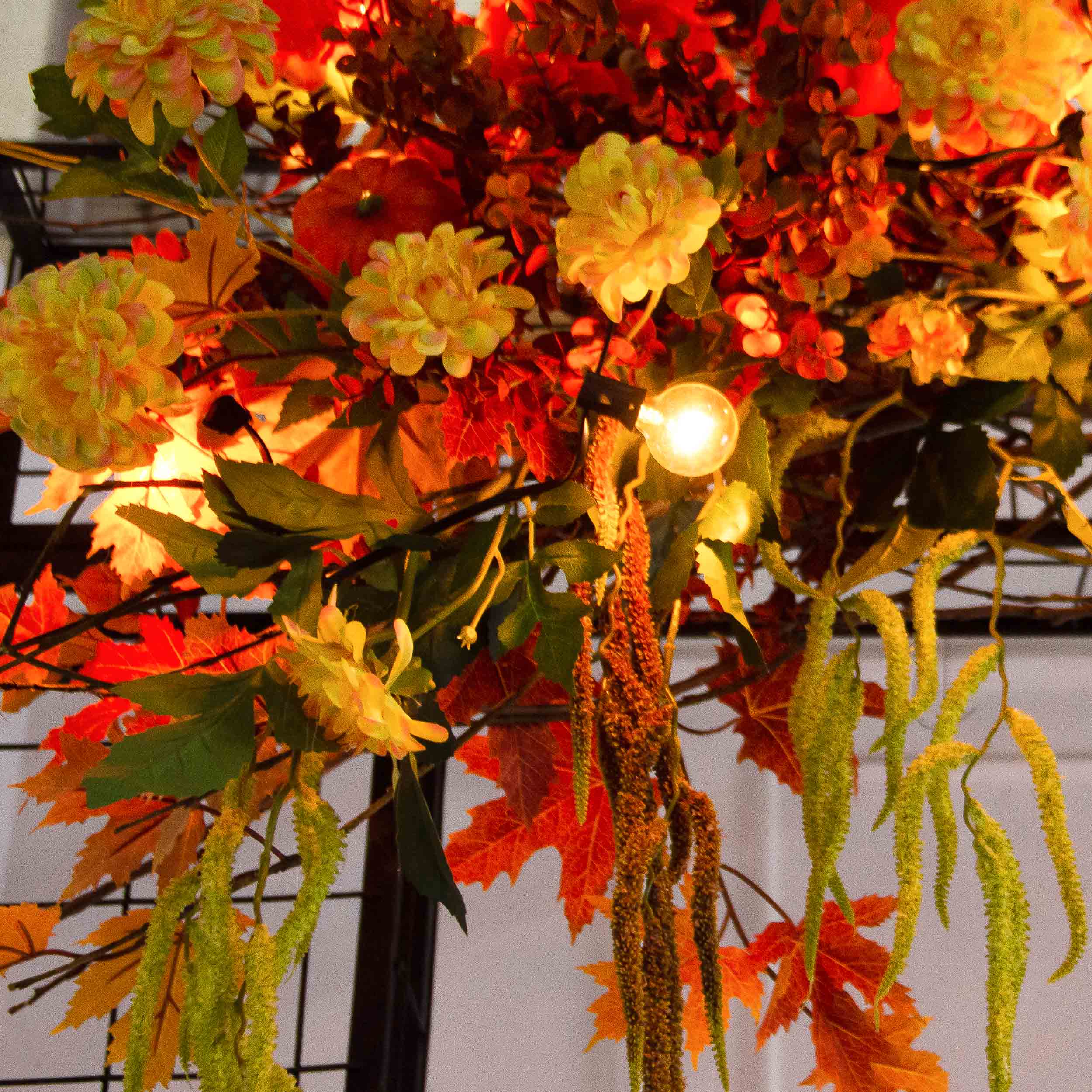 ДЛ174/СВ04(Пр)(Fix)(F) Декор арочного типа L230см на прутьях,пристен. с ретро-гирляндой,оранж-желт_7