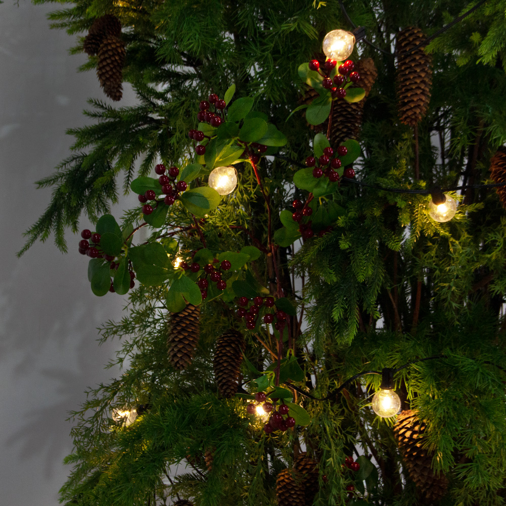 ДЛ183/СВ04(Пр)(Fix)(F)Декор вход.груп. хвойный с ягодами h290см н/прутьях, прист.с ретро-гирляндой_7
