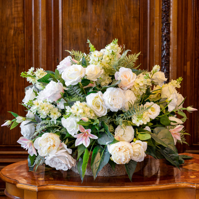 К51 Композиция цветочная на овальном основании 41*23_1