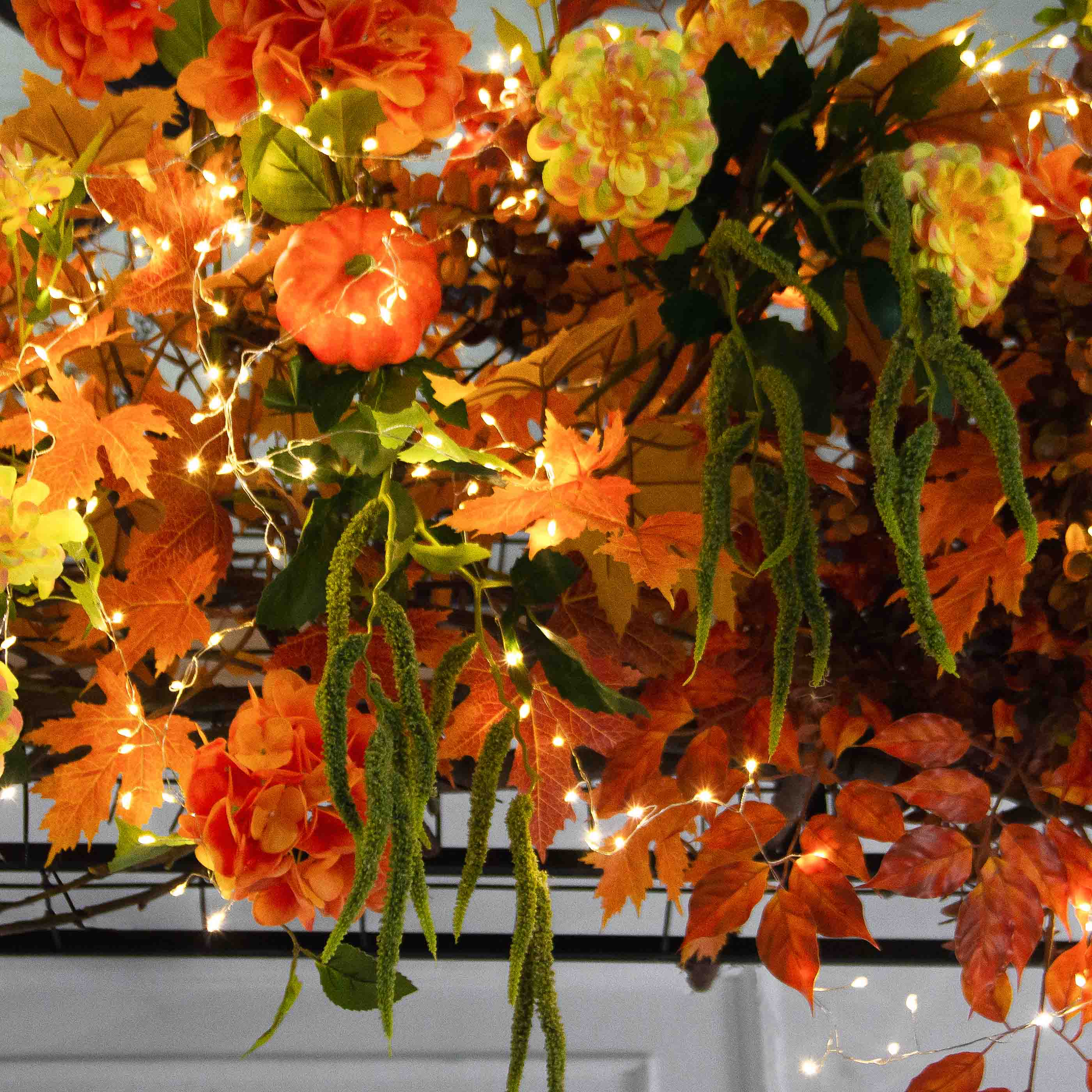 ДЛ174/СВ03(Пр)(Fix)(F) Декор арочного типа L230см на прутьях,пристен. с гирлянд. 