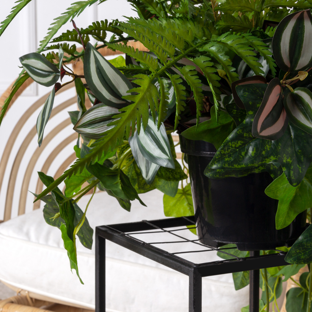 К480(з) Композиция искусств. с папоротником, традесканцией и хедерой в тех.кашпо_2