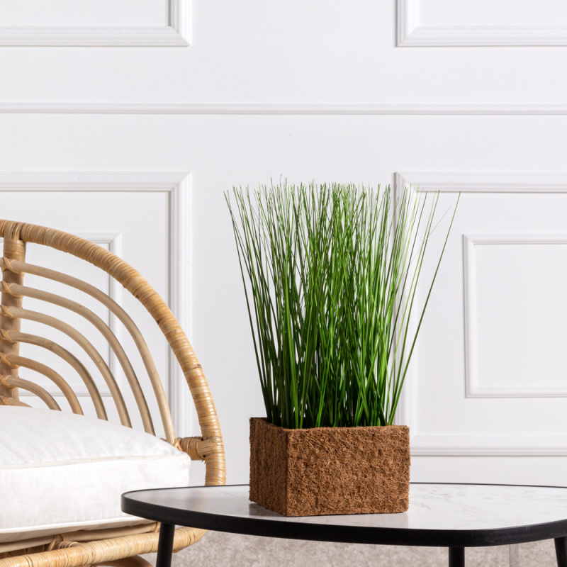 Т023 Трава искусственная в кокосовом боксе 15х10х15см