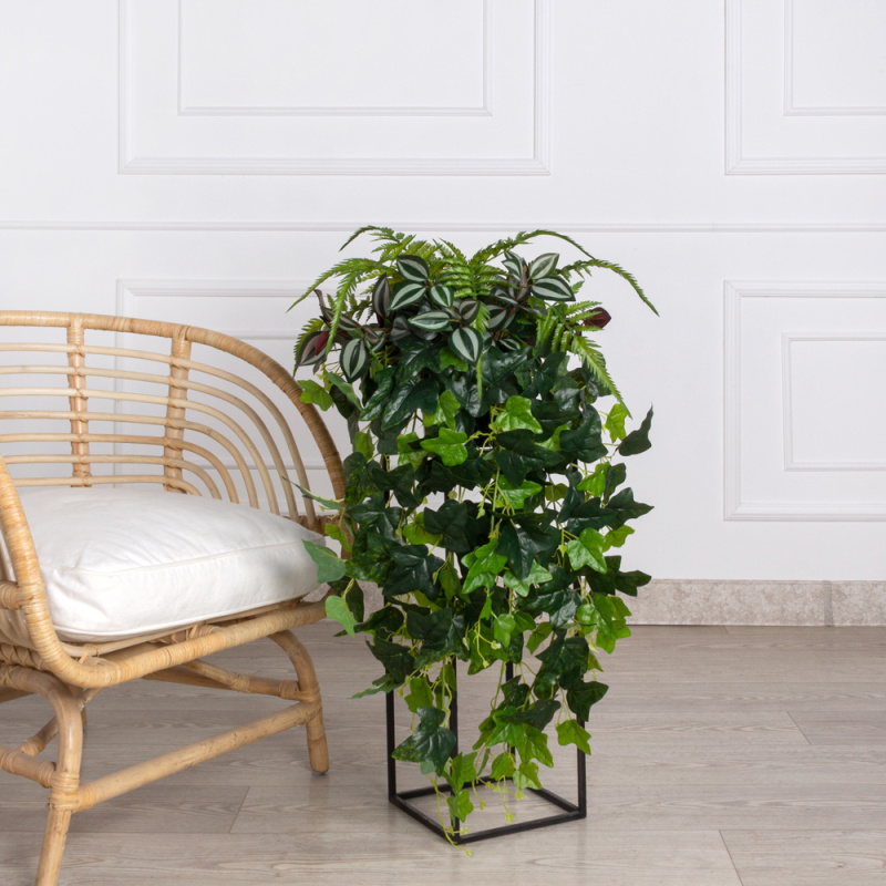 К480(з) Композиция искусств. с папоротником, традесканцией и хедерой в тех.кашпо