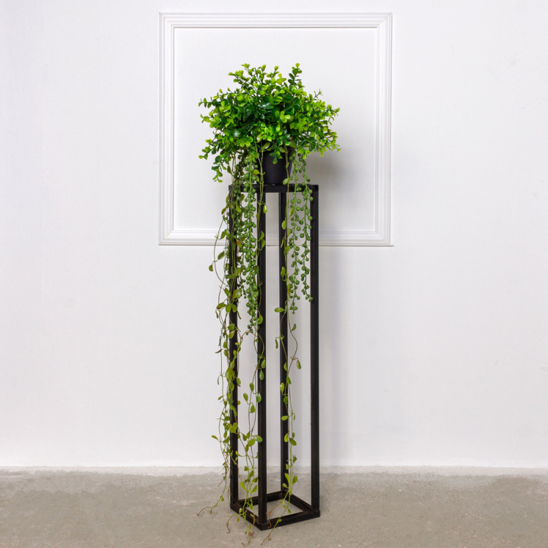 КЗ/03-2(з) Композиция искусственная Самшит с ампельными суккулентами в ребристом кашпо 13,5х13,5х16с