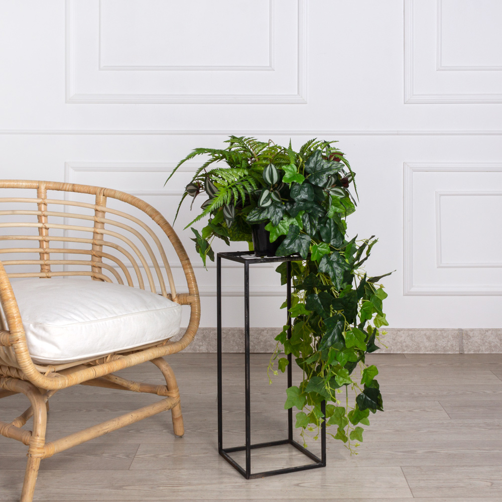 К480(з) Композиция искусств. с папоротником, традесканцией и хедерой в тех.кашпо_1