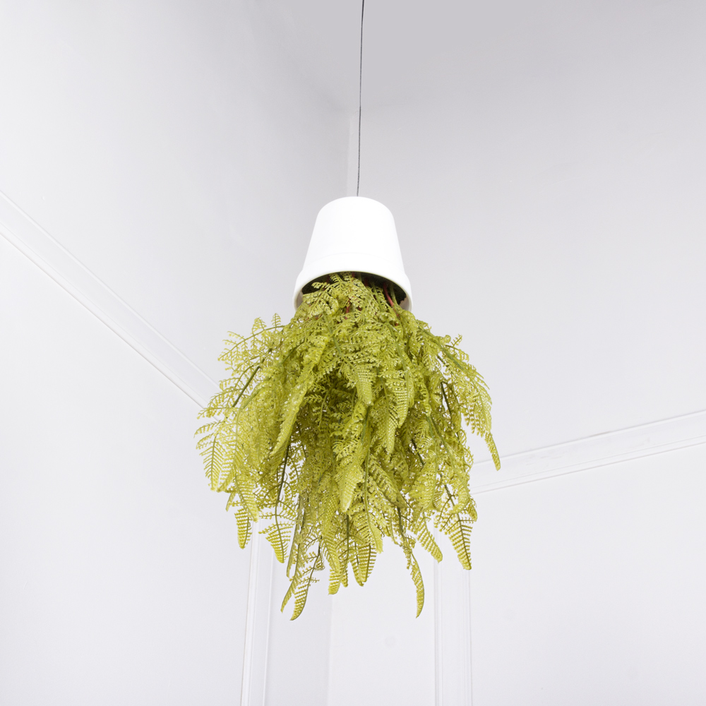 СП08-1 Sky Planter Даваллия(папоротник) h28см(силикон)  в кашпо d11см_3