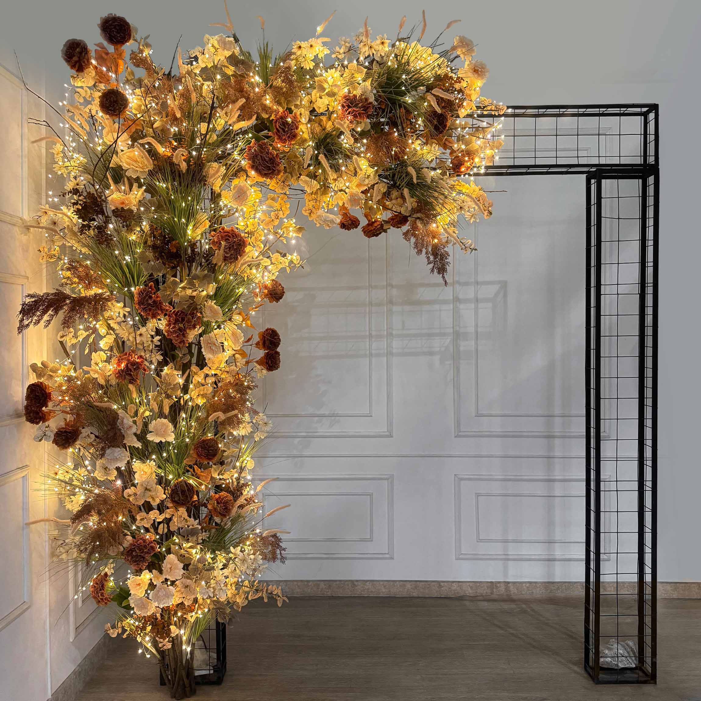 ДЛ/СВ03/170(Пр)(Fix)(F)Декор входной группы h300см на прутьях, пристенный с гирляндой, беж-террак._2