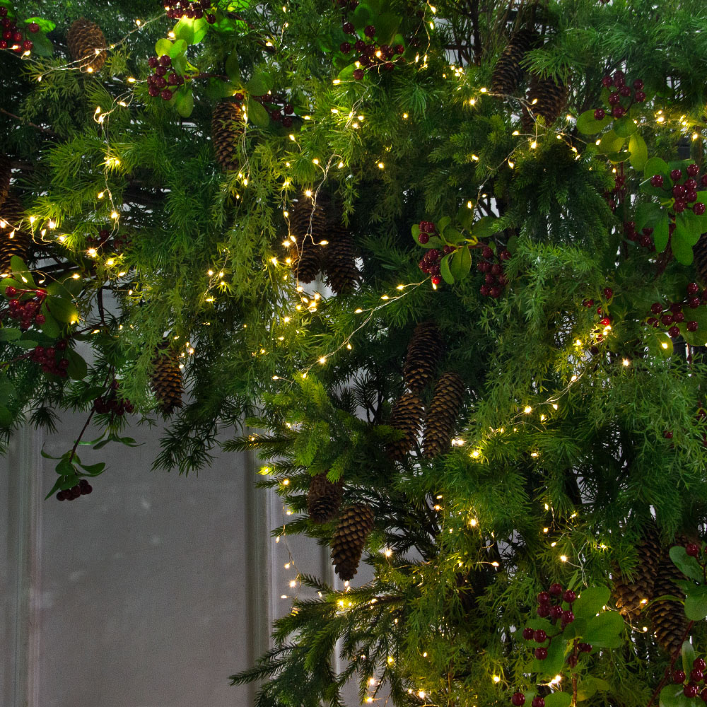 ДЛ183/СВ03т(Пр)(Fix)(F)Декор вход.груп. хвойный с ягодами h290см н/прутьях, прист.с гирляндой Роса_8