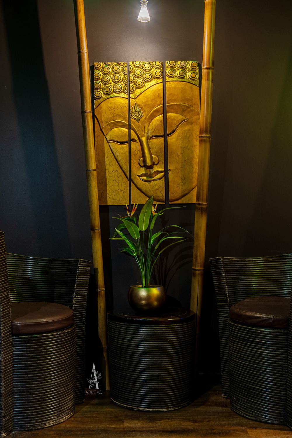 К060*3-1(F) Стрелиция искусственная куст малый с цветами h60см (силикон/латекс) в кашпо_4