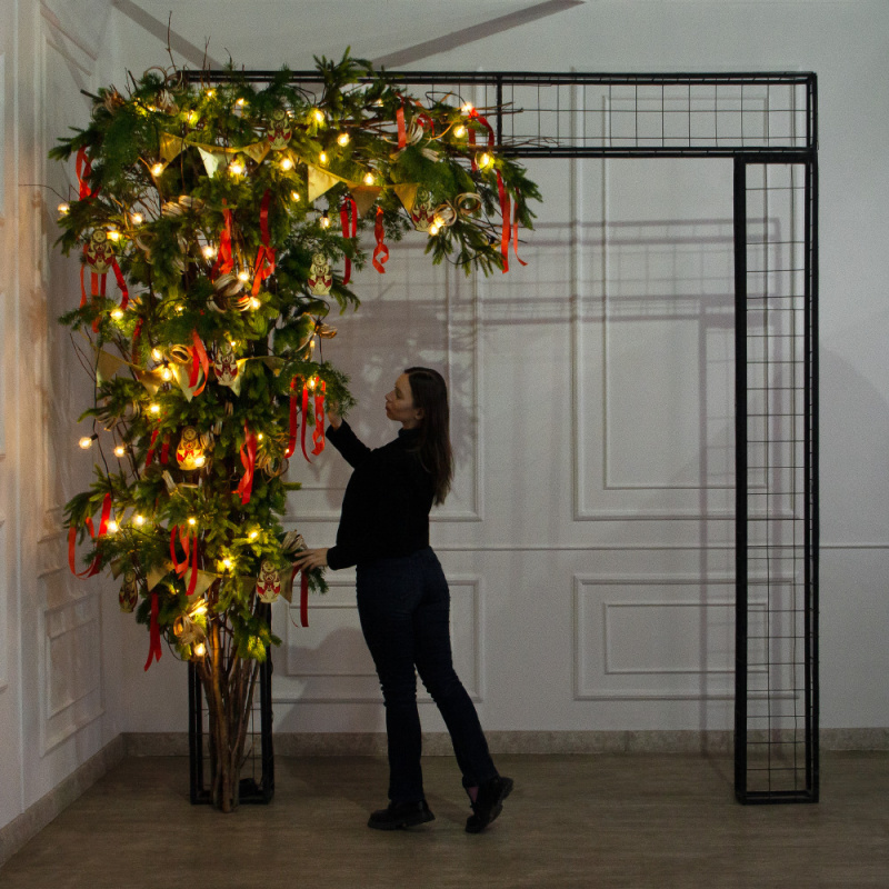 ДЛ197/СВ04(Пр)(Fix)(F)Декор вх.группы h280см н/прут, прист.,с гир.ретро и матрешками в русс. стиле_1