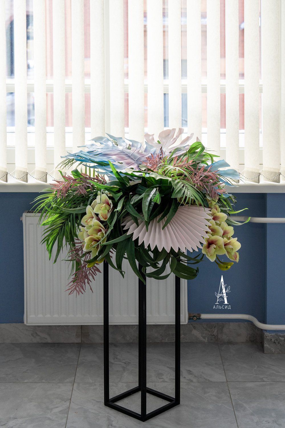 КМП3-1(з.) Композиция искусств.Тропики на металлической подставке h70см_5