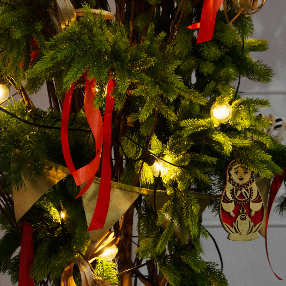 ДЛ197/СВ04(Пр)(Fix)(F)Декор вх.группы h280см н/прут, прист.,с гир.ретро и матрешками в русс. стиле_7