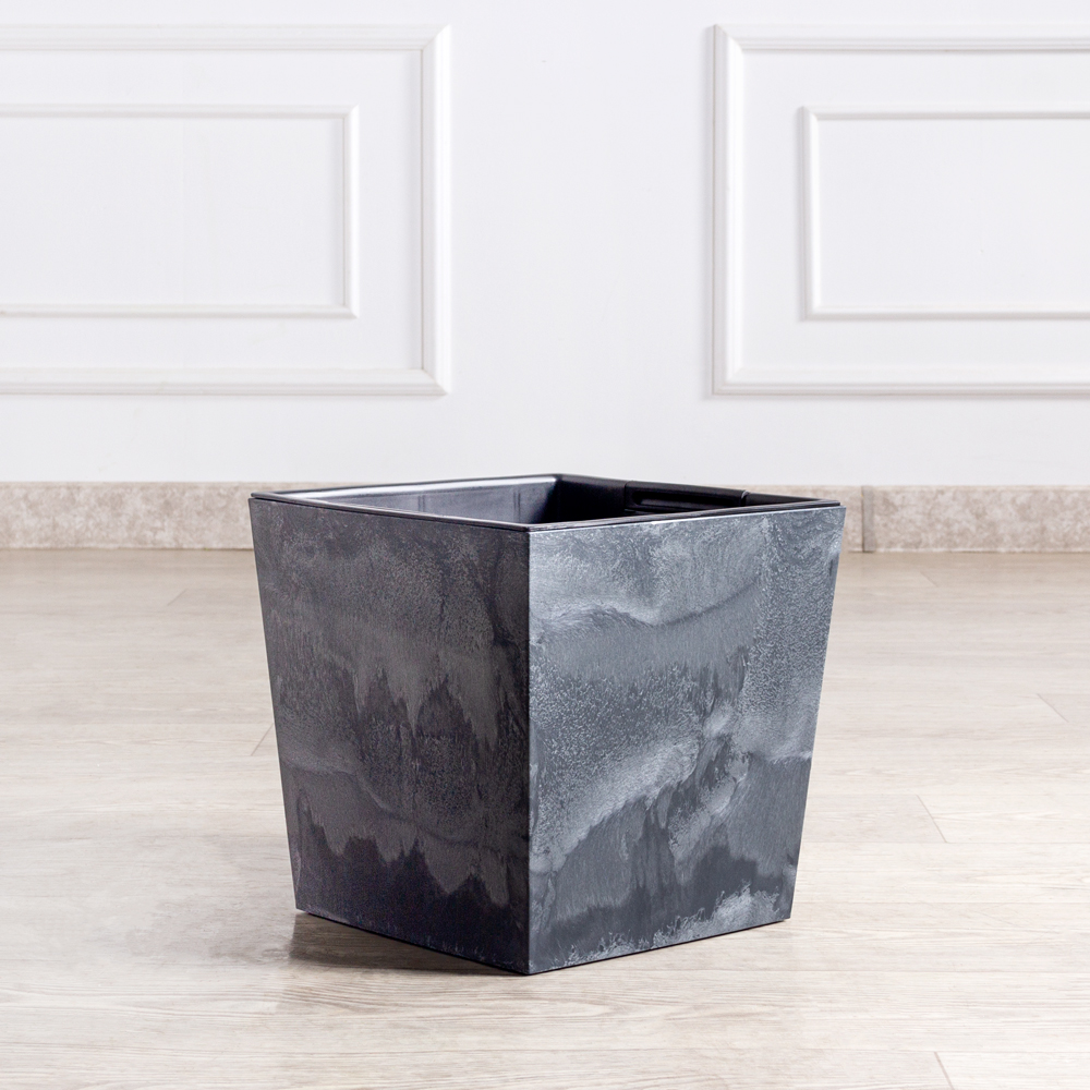 Кашпо, ящики и стойки под цветы