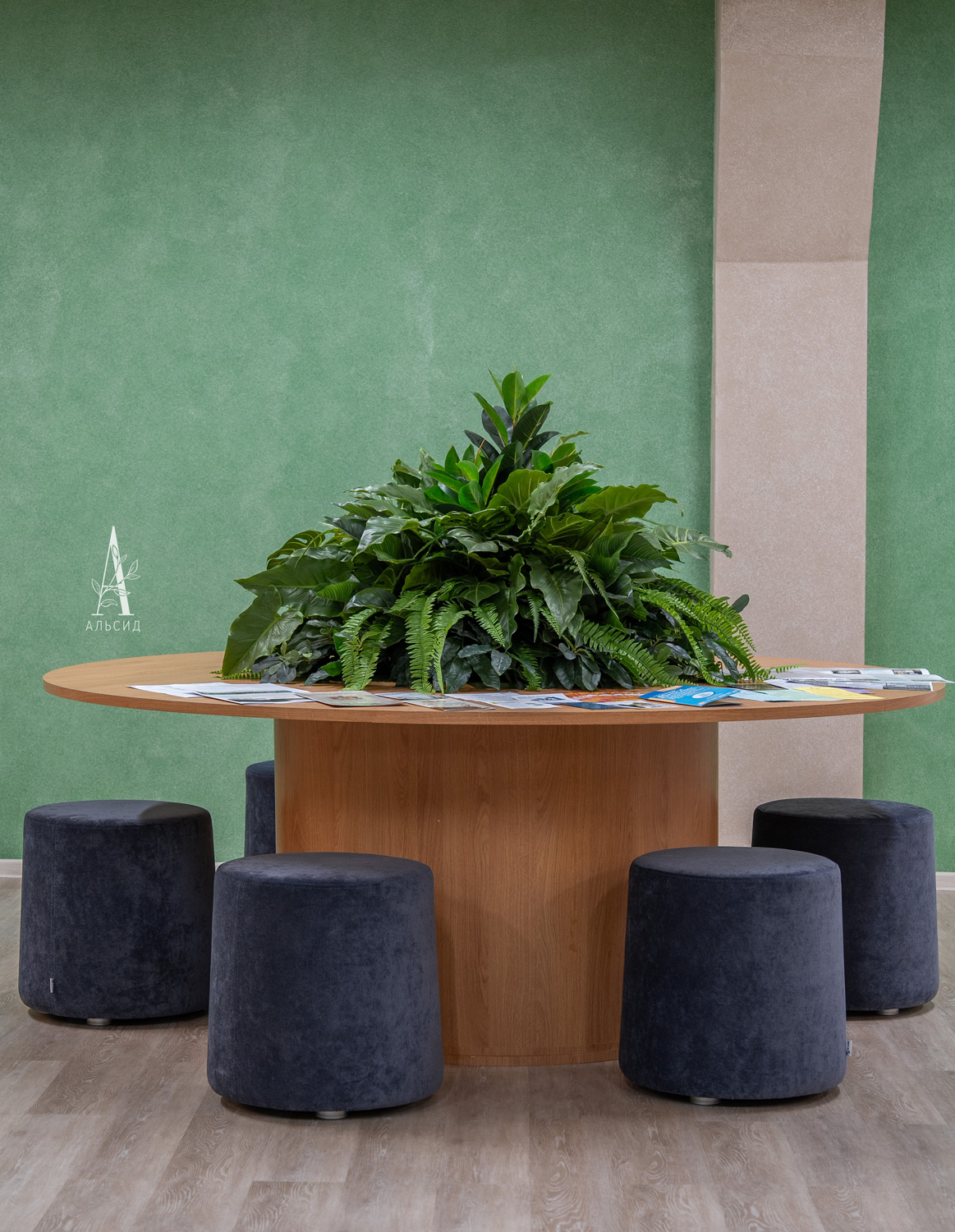 ВМ10-1(з) Композиция искусственная Зелень микс с Эластикой на вставке d86хh5см_5