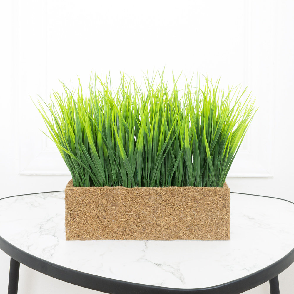 ТД0512(Promo) Трава искусственная короткая h17см в кокосовом боксе 25*8*8_1