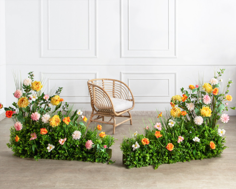 ВМ105-4(з)(F) Композиция искусственная цветы и трава на вставке 115х15хh10см_1