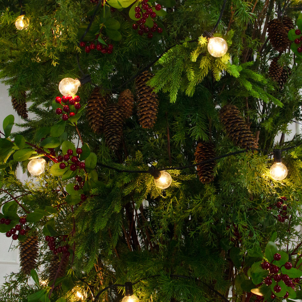 ДЛ183/СВ04(Пр)(Fix)(F)Декор вход.груп. хвойный с ягодами h290см н/прутьях, прист.с ретро-гирляндой_5