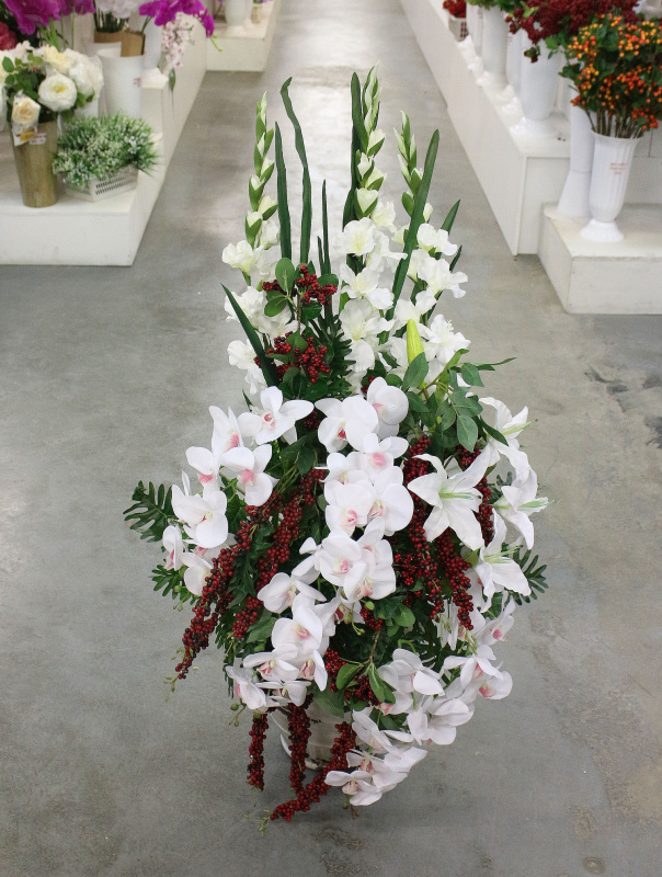 К262(з) Композиция в интер. вазе h-130 см(+ ВАЗА)