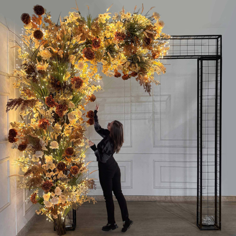 ДЛ/СВ03/170(Пр)(Fix)(F)Декор входной группы h300см на прутьях, пристенный с гирляндой, беж-террак._1