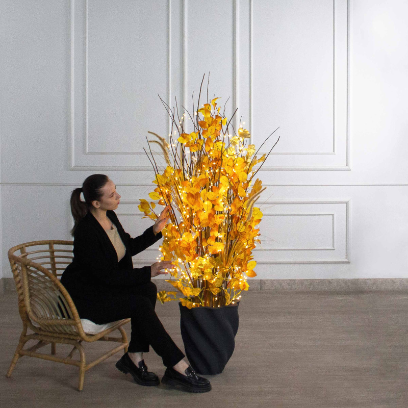 К550/СВ03(Пр)(F) Композиция искусственная на основании с гирляндой Роса, золото_1