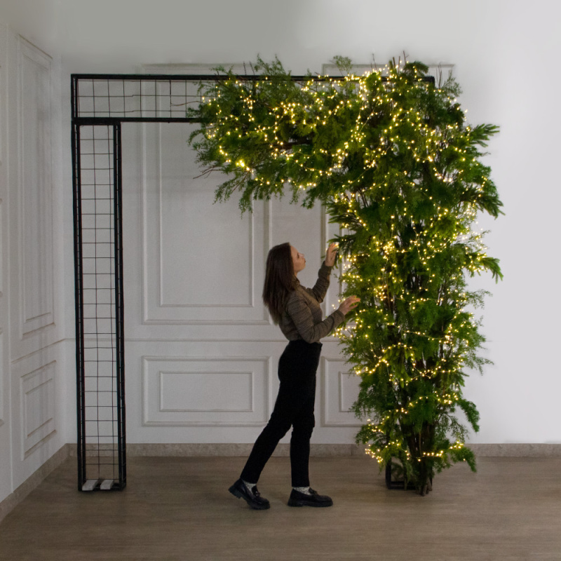 ДЛ182/СВ03т(Пр)(Fix)(F)Декор вход.группы хвойный h290см н/прутьях, прист.с гирляндой 