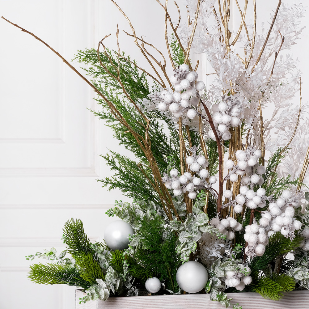 К558(Пр)(F) Композиция искусственная НГ с белыми ягодами на основании_4