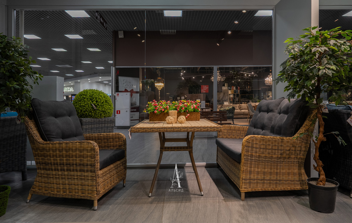 Ц600-6/1(з) Композиция искусственная Разнотравье в кокосовом боксе 100х30х8см_3