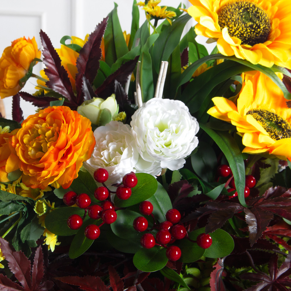 К12(F) Композиция с Протеей в деревянном кашпо 13х13хh10см_6