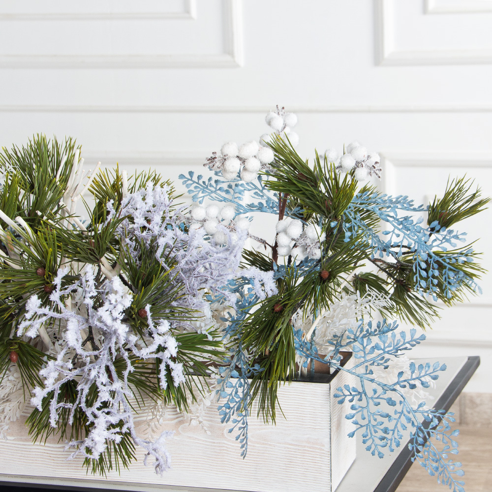 К566(Пр)(F) Композиция искусственная НГ на основании, бело-голубая_6