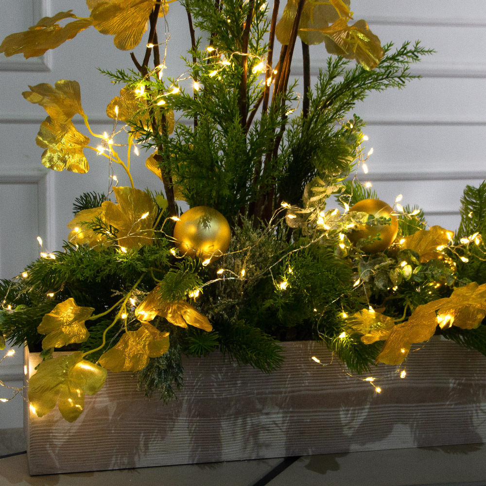 К556/СВ03т(Пр)(F) Композиция искусственная НГ с гирляндой Роса на основании, золото_3